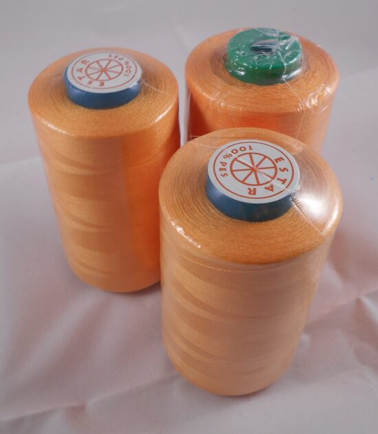 Overloka diegi, oranžā krāsā, 5000Y,Nr.120