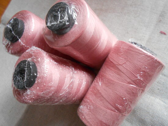 Overloka diegi, vecrozā krāsā, 5000Y, Nr.120