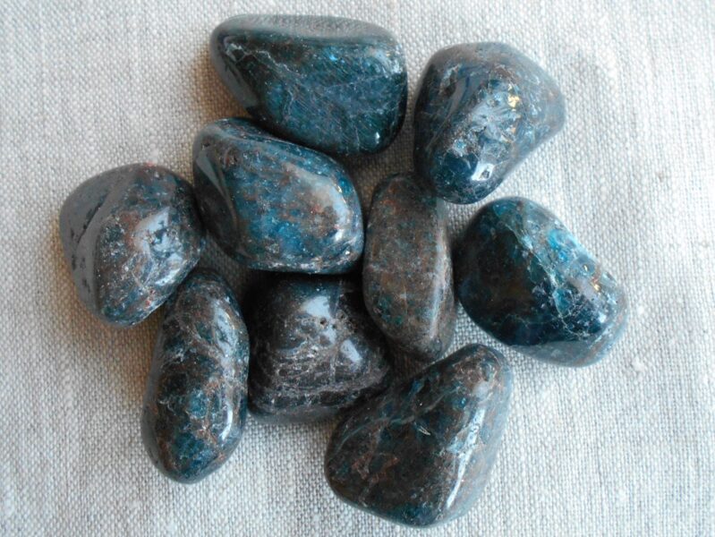 Apatīts, XL izmērs, gludi apstrādāts