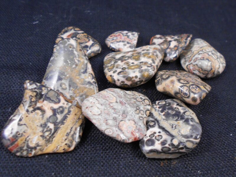 Dzeltenā leopardādas jašma M izm. (Jasper Leopard Yellow)