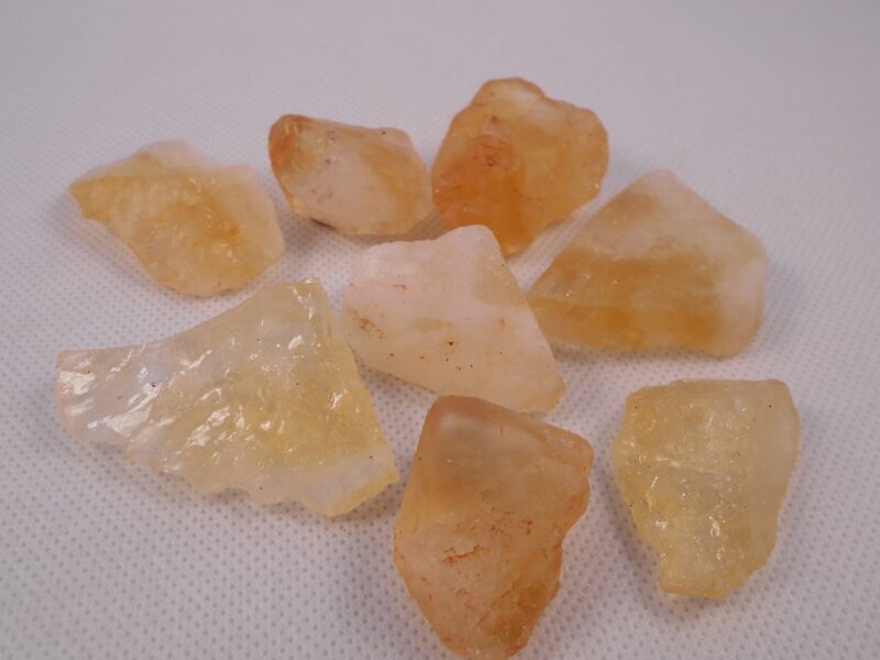 Citrīns (dzeltenais kvarcs),AA, L izmērs, neapstrādāts  (Citrine AA Rough)