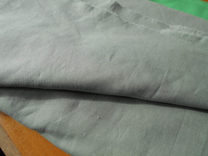 Gaišs haki krāsa lina un kokvilnas audums